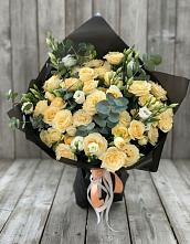 Букет цветов из:  Розы и Лизиантусы #REPLACE_PRED# Советской Краснодарского края