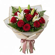 Букет цветов из:  Лилии и Розы в Советской Краснодарского края