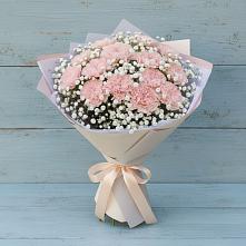 Букет цветов из:  Гвоздики в Советской Краснодарского края