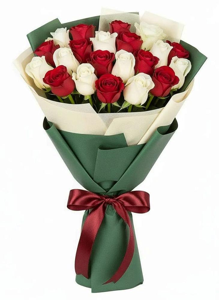 Букет Микс из красных и белых роз в Советской Краснодарского края