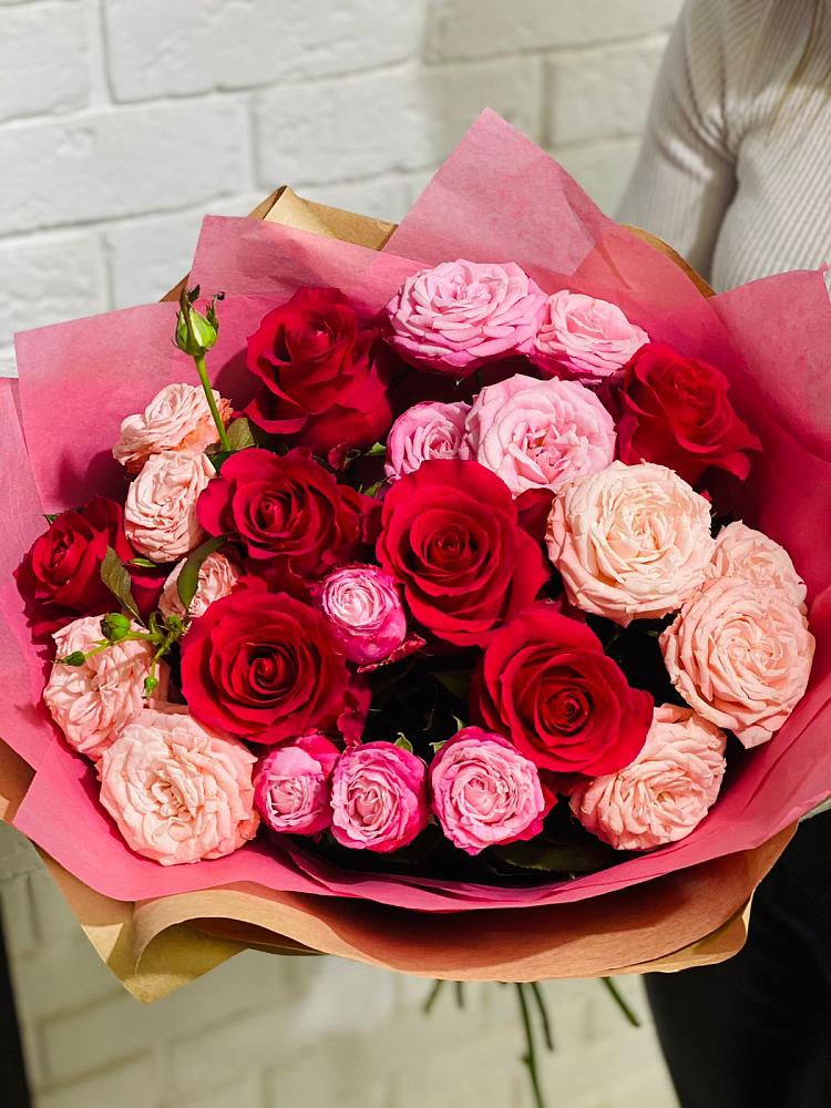 Букет цветов из: Розы в Советской Краснодарского края