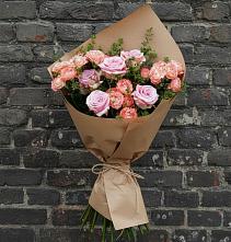 Букет цветов из:  Розы в Советской Краснодарского края
