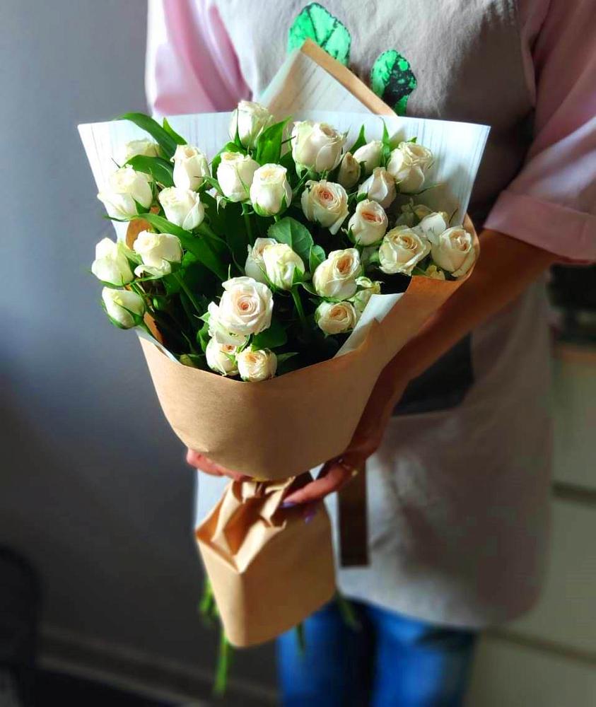 Букет цветов из: Розы в Советской Краснодарского края