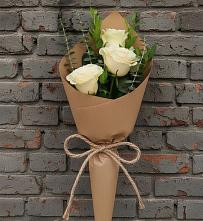 Букет цветов из:  Розы в Советской Краснодарского края