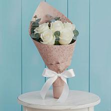 Букет цветов из:  Розы в Советской Краснодарского края