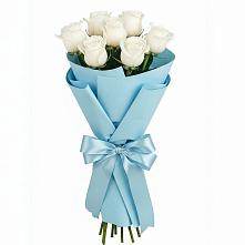 Букет 7 белых роз Проуд в Советской Краснодарского края