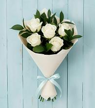 Букет цветов из:  Розы в Советской Краснодарского края