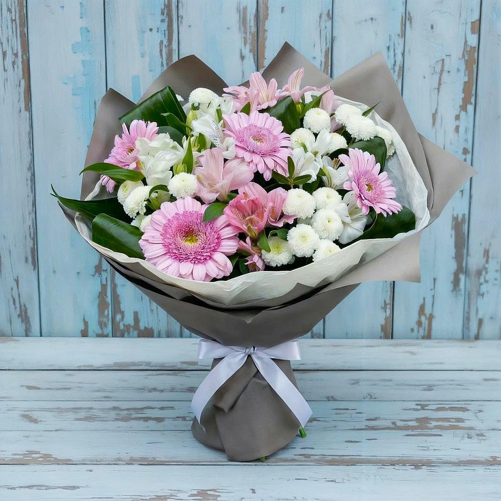 Букет цветов из: Герберы, Альстромерии и Хризантемы в Советской Краснодарского края