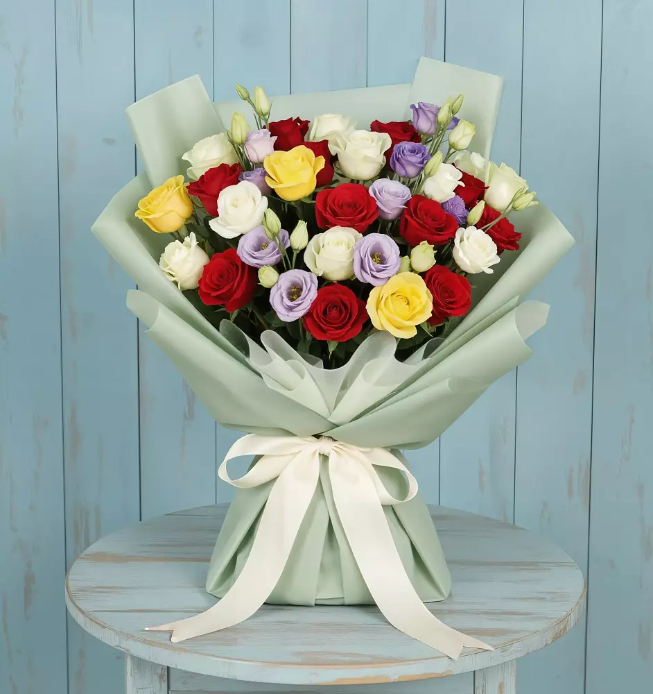 Букет цветов из: Розы в Советской Краснодарского края