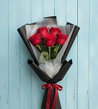 Букет цветов из:  Розы в Советской Краснодарского края