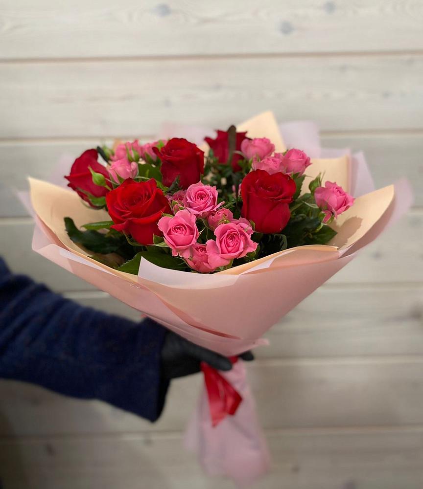 Букет цветов из: Розы в Советской Краснодарского края