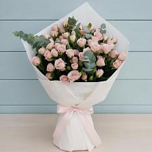Букет цветов из:  Розы в Советской Краснодарского края