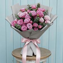 Букет цветов из:  Розы в Советской Краснодарского края